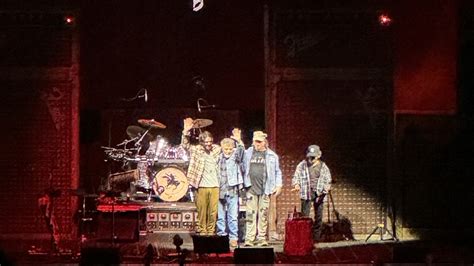 Neil Young & Crazy Horse Setlist at Jiffy Lube Live, Bristow.